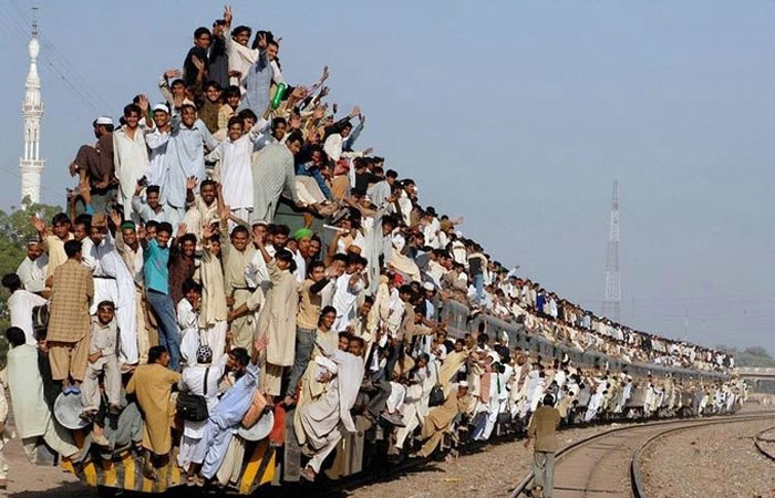 India Train Commute